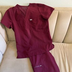 Figs Catarina One-Pocket Top XS &  Small Regular Yola Skinny Scrub Set